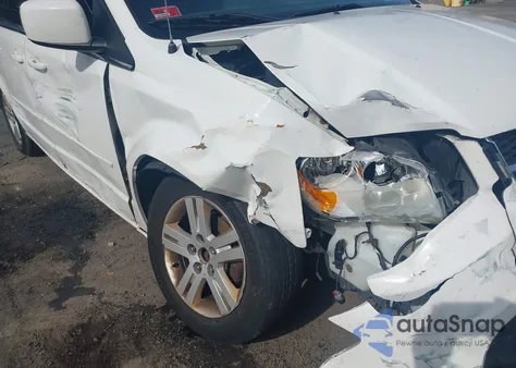 2011 Dodge Grand Caravan Crew z USA, uszkodzony, nr VIN 2D4RN5DG5BR786306